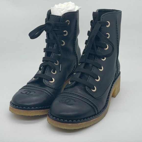CHANEL 20P 2022 Leather CC Cap Toe Lace Up Combat Ankle Booties Boots - Picture 11 of 16